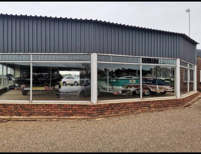 BUSINESS FOR SALE IN ROODIA